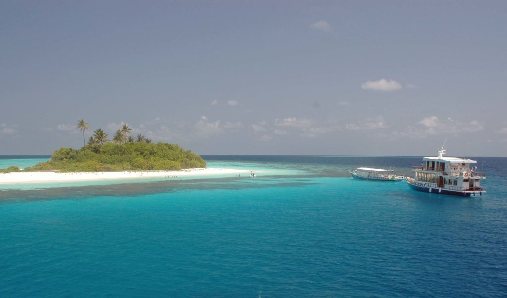 Maldive, isola deserta