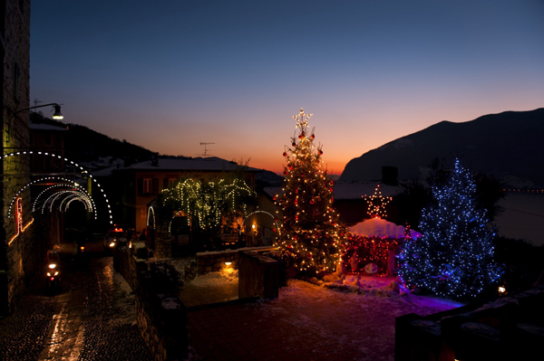 Monte Isola Presepe Saviano