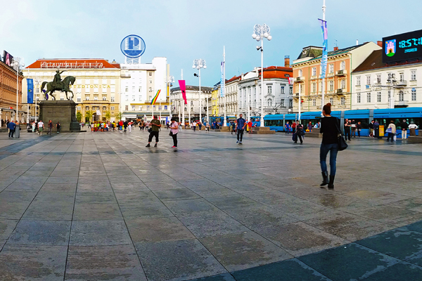 Piazza Bano Josip Jelačić (Ph. Maurizio Ceccaioni)