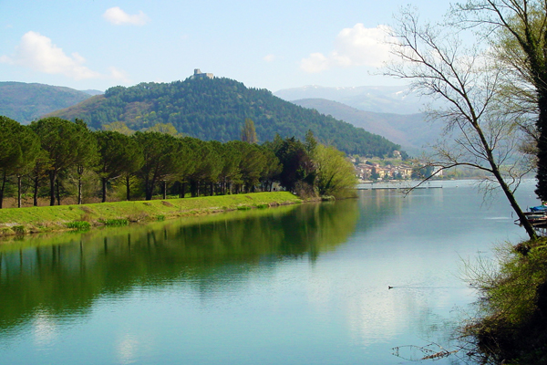 -Piediluco e la Rocca visti dal Canale Drizzagno