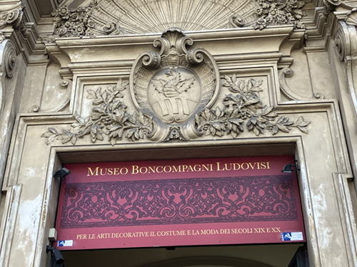  L'ingresso del Museo della Moda Boncompagni Ludovisi